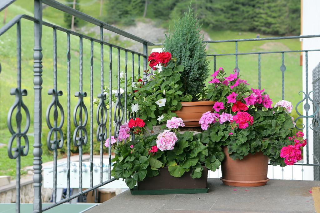 Apartments La Mana Santa Cristina Val Gardena Ngoại thất bức ảnh