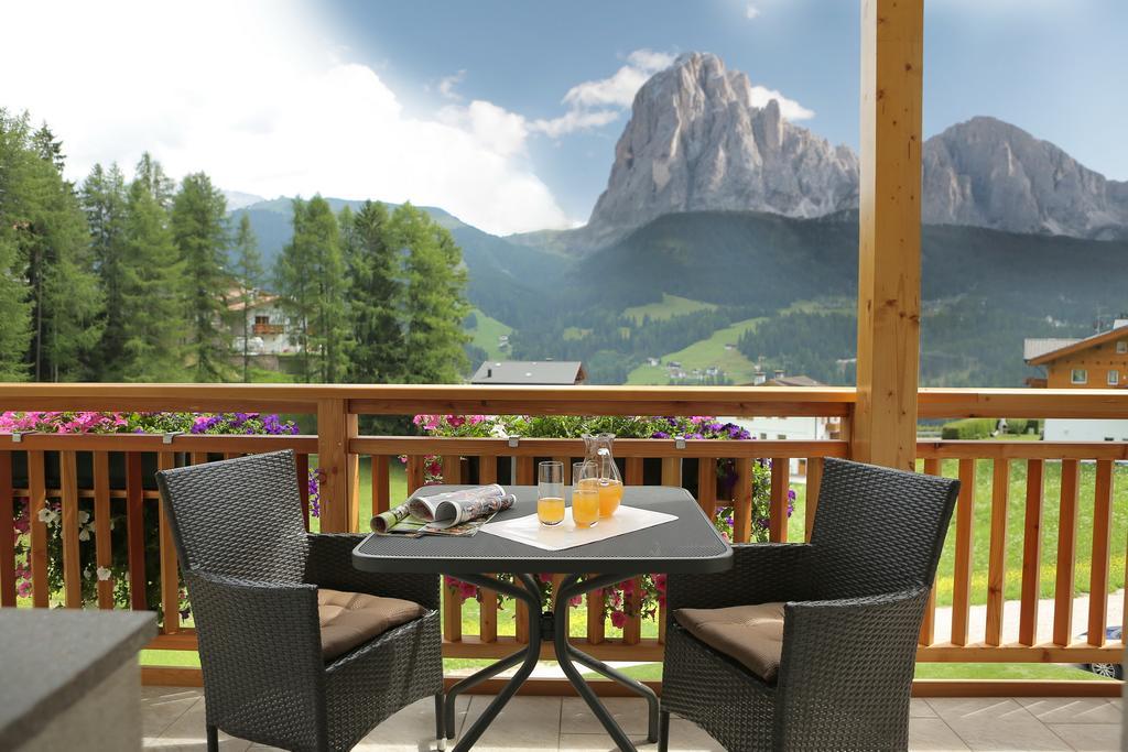 Apartments La Mana Santa Cristina Val Gardena Ngoại thất bức ảnh
